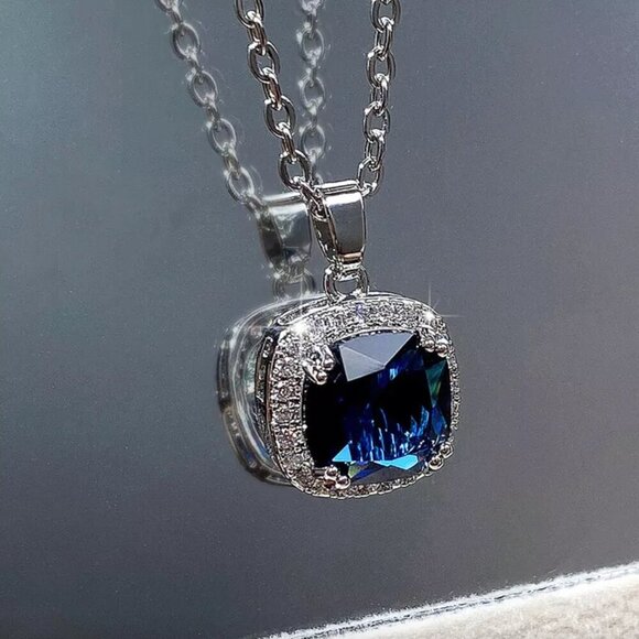 NEW 18k White Gold Cushion Cut Diamond Sapphire Necklace - Picture 4 of 7